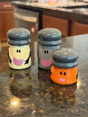 Salt, Pepper & Paprika Shaker Trio - Blues Clues